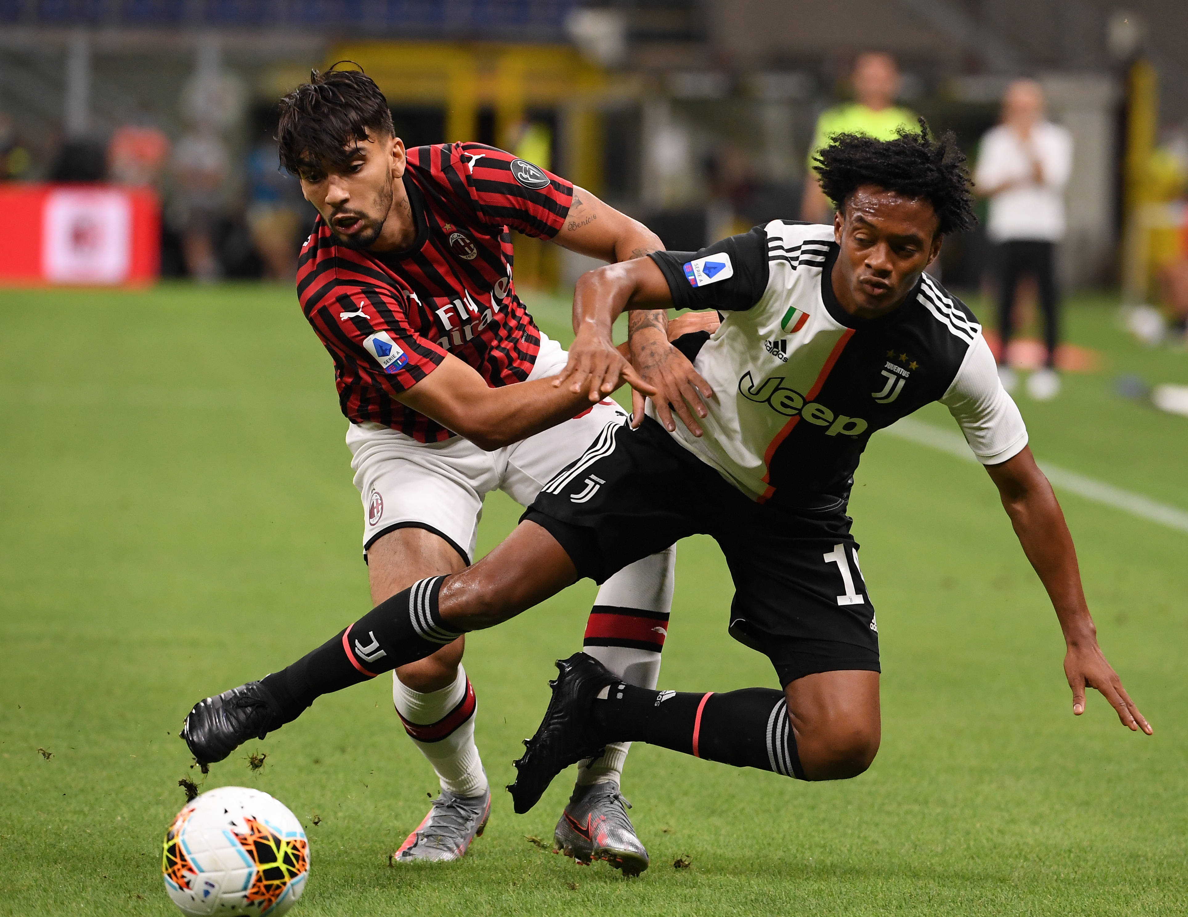 后防线的稳 后防线的稳